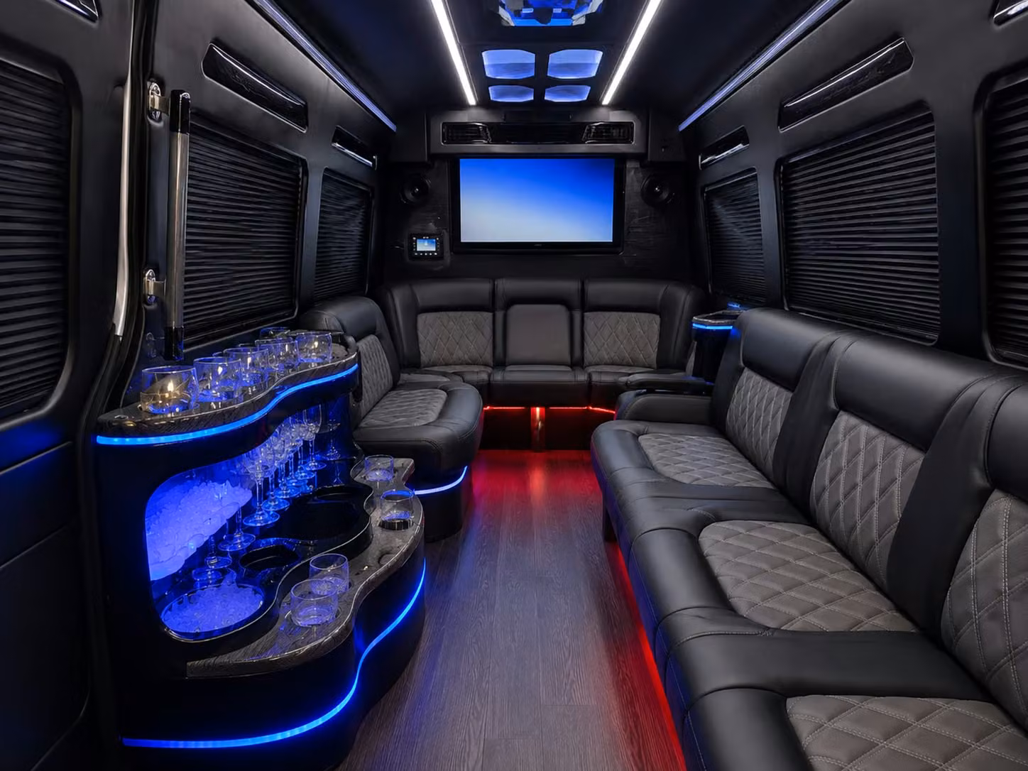 choosing the right bus size for your bridgeport wedding guest list